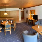 Hotel Alpenlodge Val Gronda
