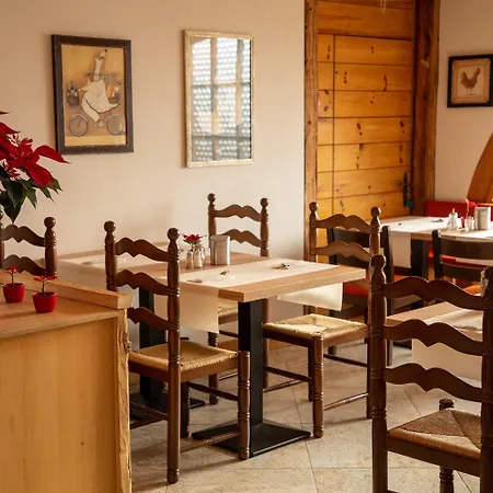 Szálloda Alpenlodge Val Gronda 3*
