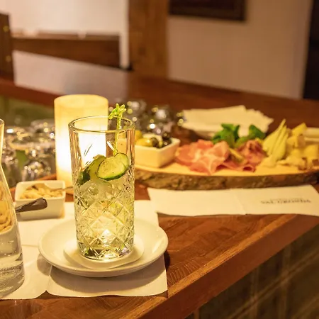 Alpenlodge Val Gronda Otel 3*