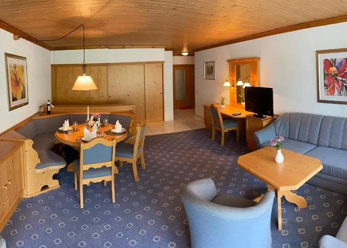 Hotel Alpenlodge Val Gronda