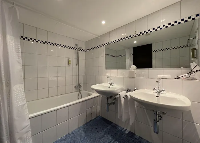 Hotel Alpenlodge Val Gronda 3*