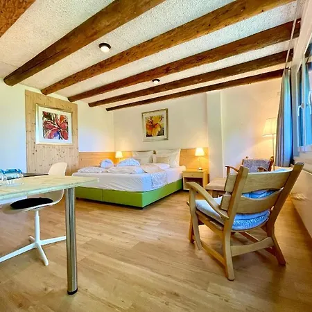 Otel Alpenlodge Val Gronda